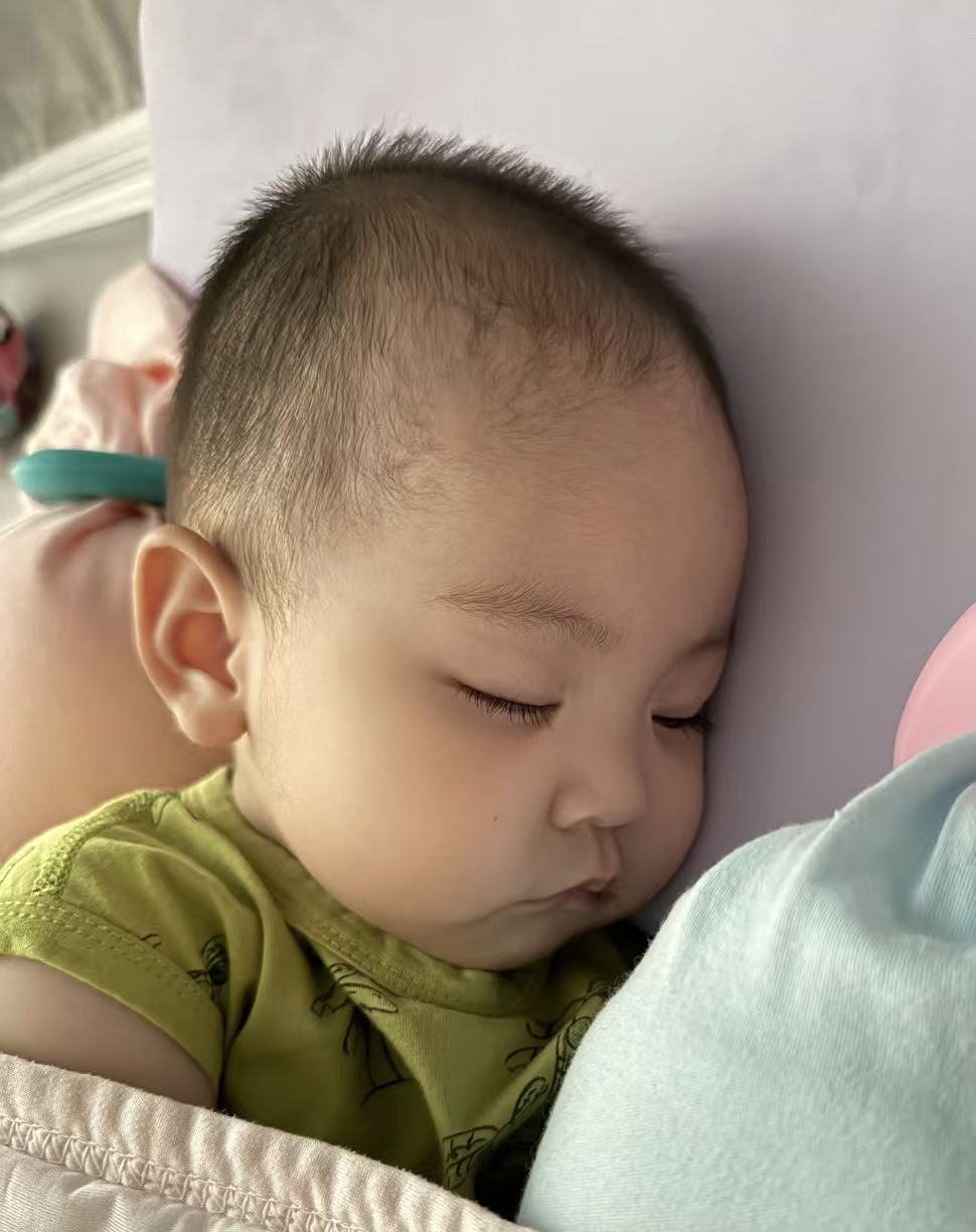 宝宝纪事的主视觉封面
